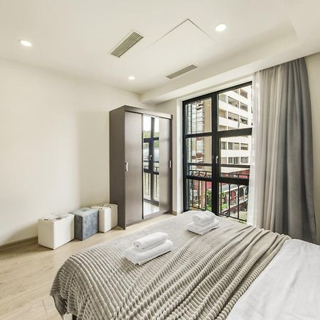 Fantastic Apartments Near Republic Square, Perfect Location, Mystreet Company エレバン エクステリア 写真